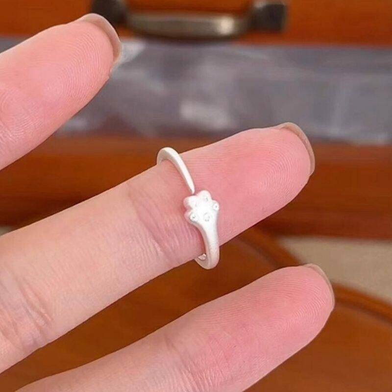 银色沙面小猫爪锆石戒指轻奢风日系可爱送女友软萌小猫咪爪印指环