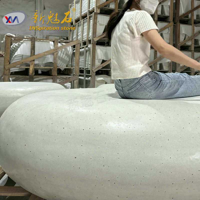 大号grc混凝土鹅卵石休息凳发光椅餐厅公共区美观发光水泥空心凳