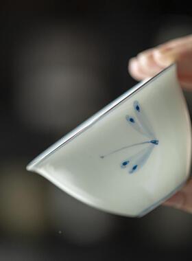 青己玉手绘青花陶瓷盖碗OYP瓷手绘蜻蜓吻釉下彩人器家用泡文茶碗