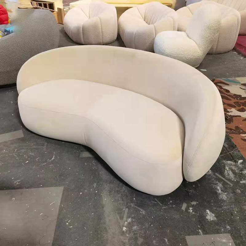 厂家直销腰果沙发轻奢客厅北欧个性简约小户型月亮弧形实木家具