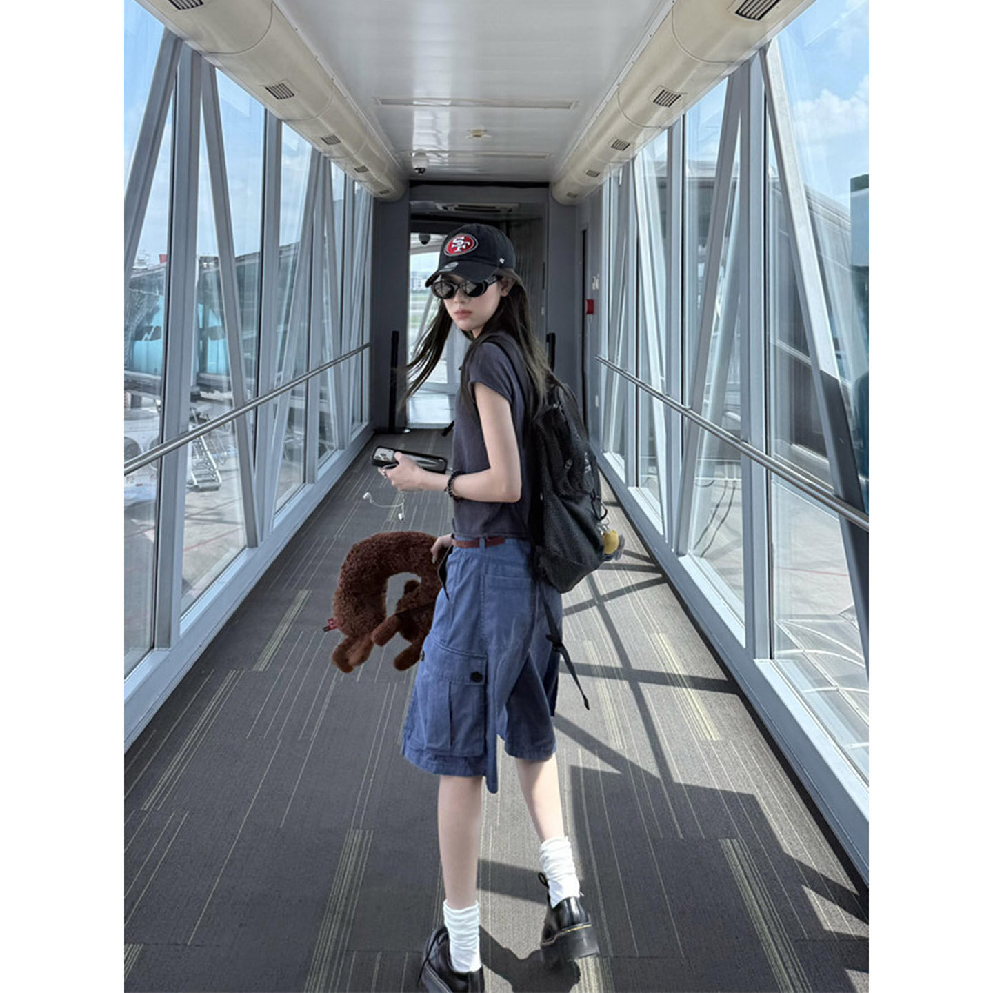 美式高街蓝色工装阔腿五分短裤女图片