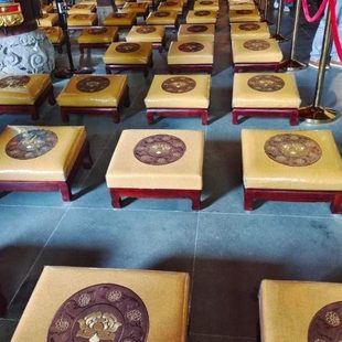 大佛寺拜佛凳狮脚磕头拜凳打坐垫跪拜实木禅修垫家用蒲团拜佛跪垫