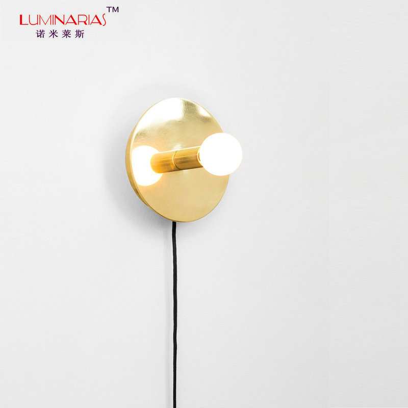 后现代灯饰新款设计师灯具现代简约北欧时尚家装餐厅卧室个性壁灯