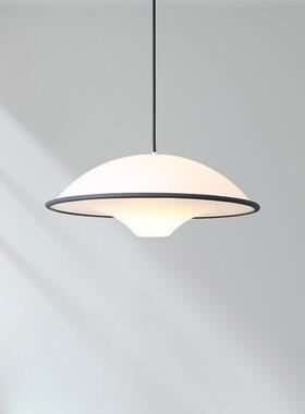 北欧白色简洁餐厅厨房吊灯现代简约创意个性艺术客厅LED吊灯