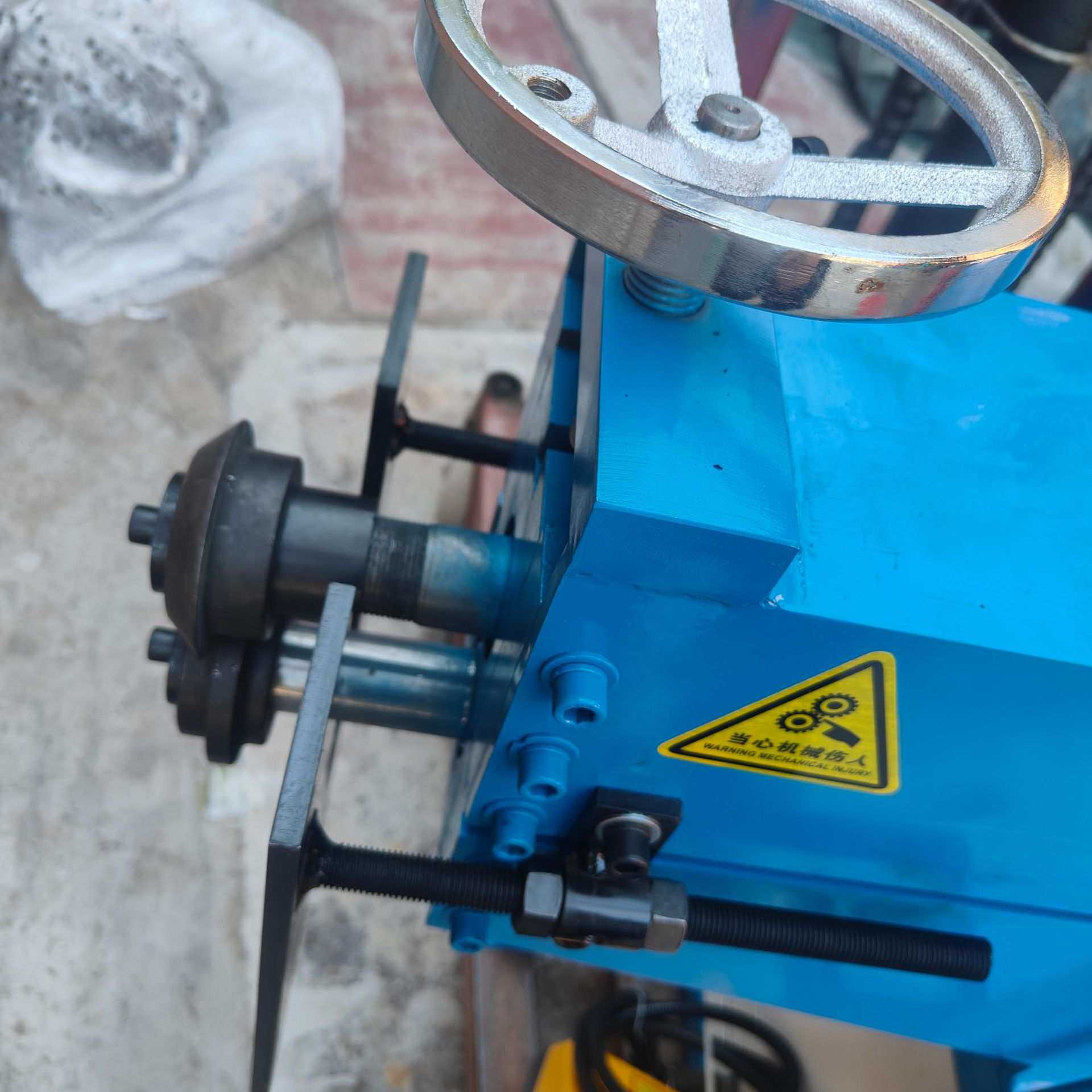 电动辘线机圆管压筋机镀锌板白铁皮不锈钢电动小型圆管翻边机