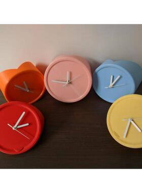 简约纯色现代静音科技艺术装饰遮孔免打孔墙角钟角挂钟客厅简约纯