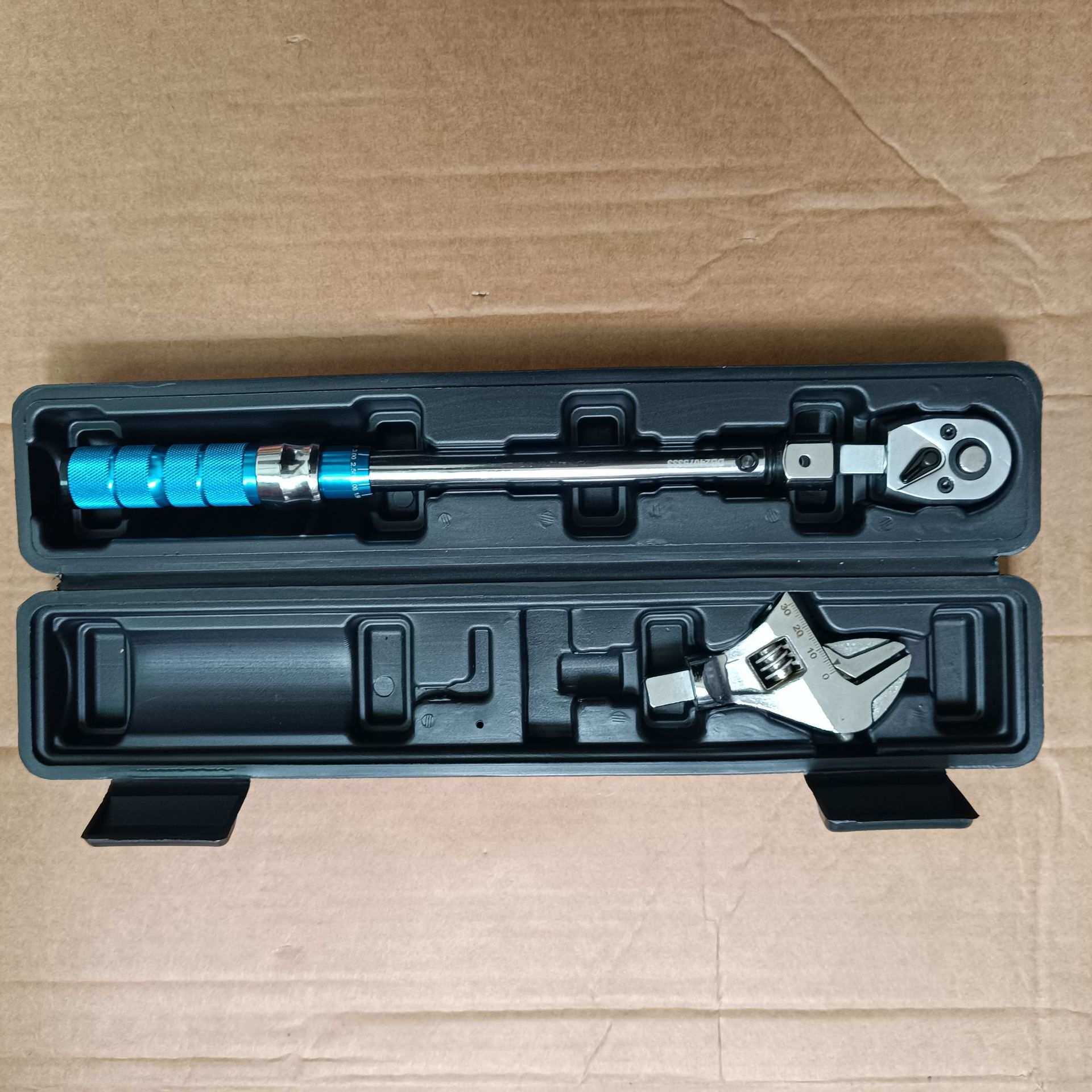 厂家直销棘轮扭力方孔扳手各款件套装活动头维修汽车工具箱多功能