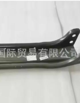 供应重汽HOWOT7H汕德卡C7HC9HG7S配件元宝梁WG9727517013