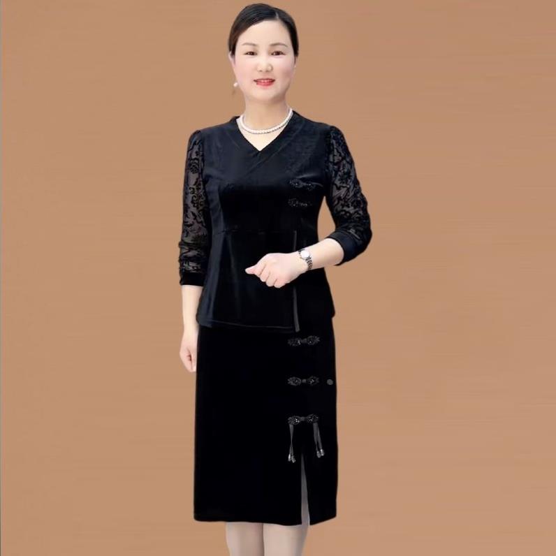 中年女装秋装2023新款金丝绒连衣裙洋气遮肚子妈妈装秋季两件套裙