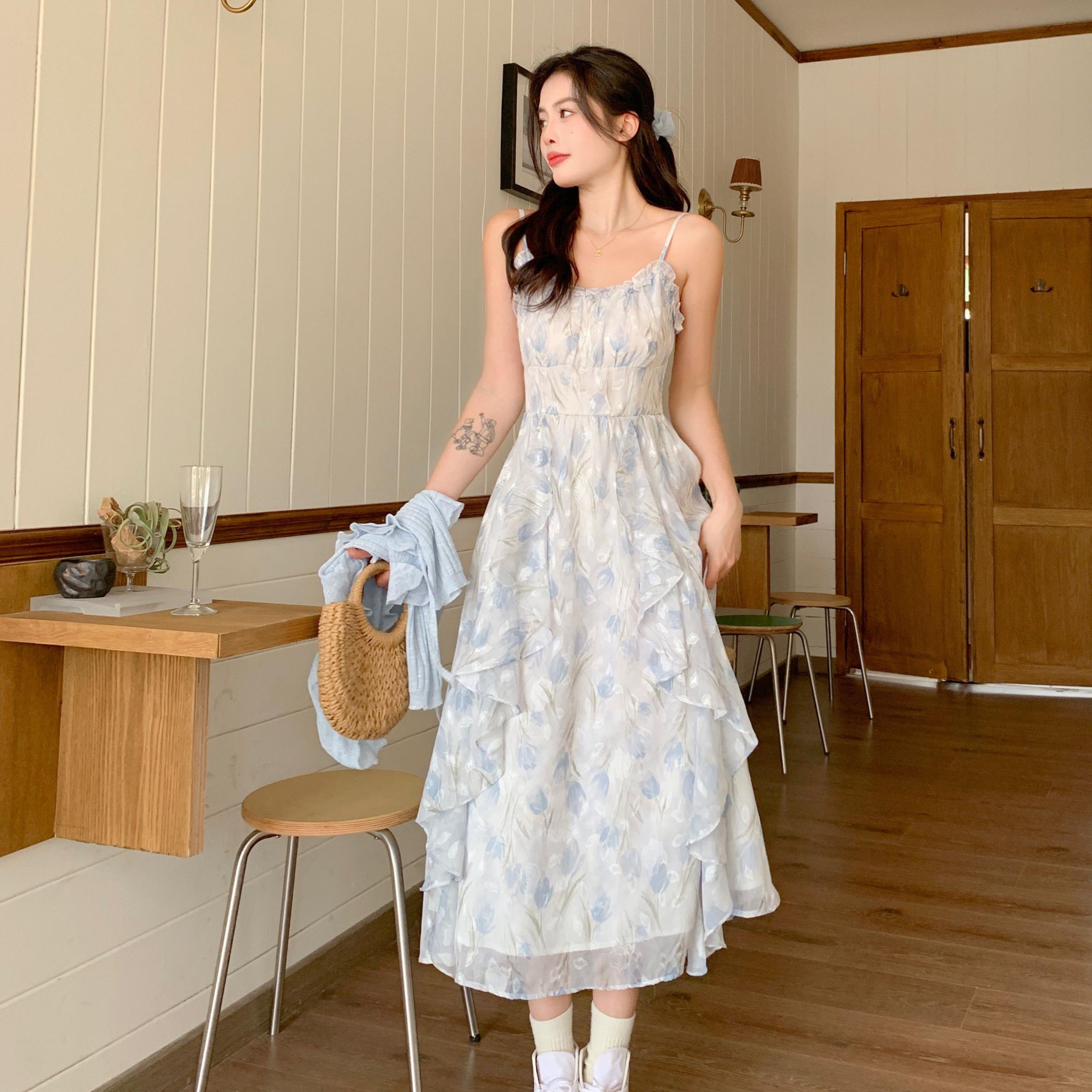 法式碎花吊带裙套装女春夏甜美荷叶边防晒衫大摆A字连衣裙两件套