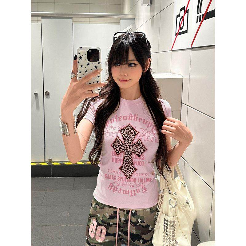 美式豹纹十字架印花正肩粉色短袖t恤女夏季修身显瘦辣妹收腰上衣