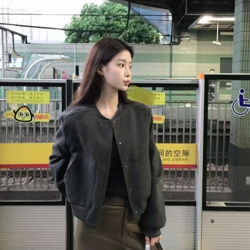 美式秋季短款复古外套灰色2024新款设计宽松休闲棒球夹克上衣