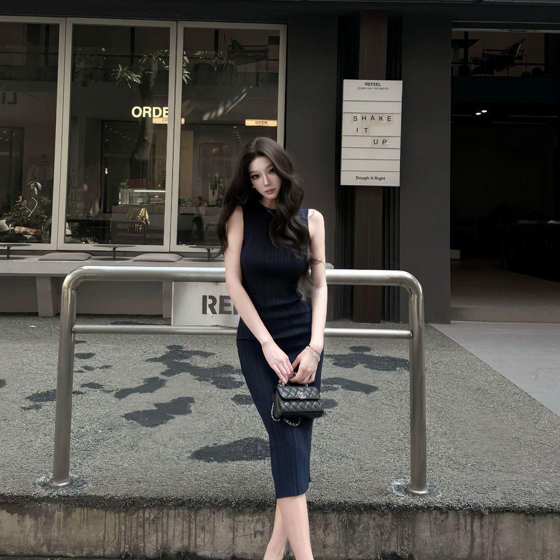 高智感针织无袖背心裙包臀裙女御姐风修身肌理感显瘦内搭连衣裙女