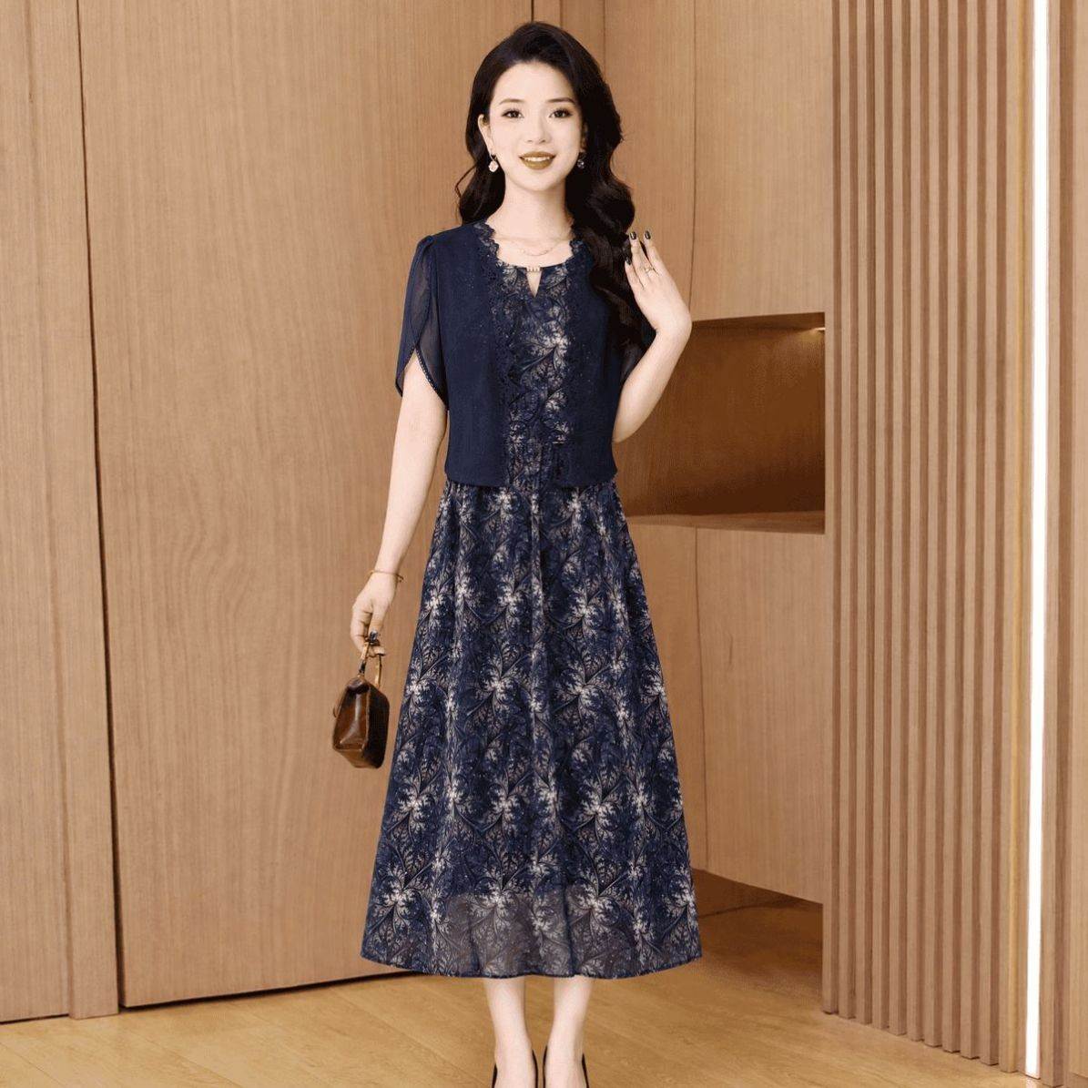 蕾丝夏季优雅气质修身休闲高贵时尚收腰显瘦套裙大码