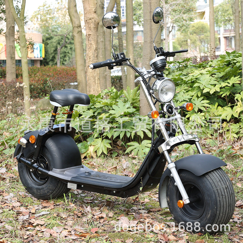 电动踏板车工厂现货现发60V12AH电动踏板车哈雷车代步成人款电动