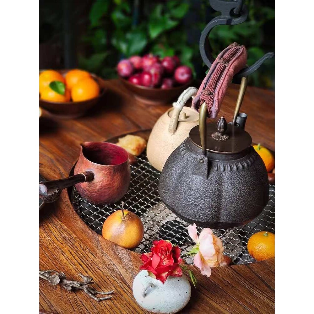 老榆木围炉煮茶桌实木餐桌椅组合家用饭桌火锅桌带电陶炉阳台圆桌