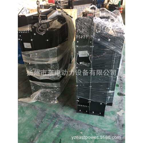 300KW 350KW柴油发电机组水箱散热器 YC6MJ480 YC6MJ500 全铜水箱