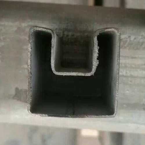 护栏用管凹曹管  多种材质镀锌凹槽管 质量保障 价格便宜