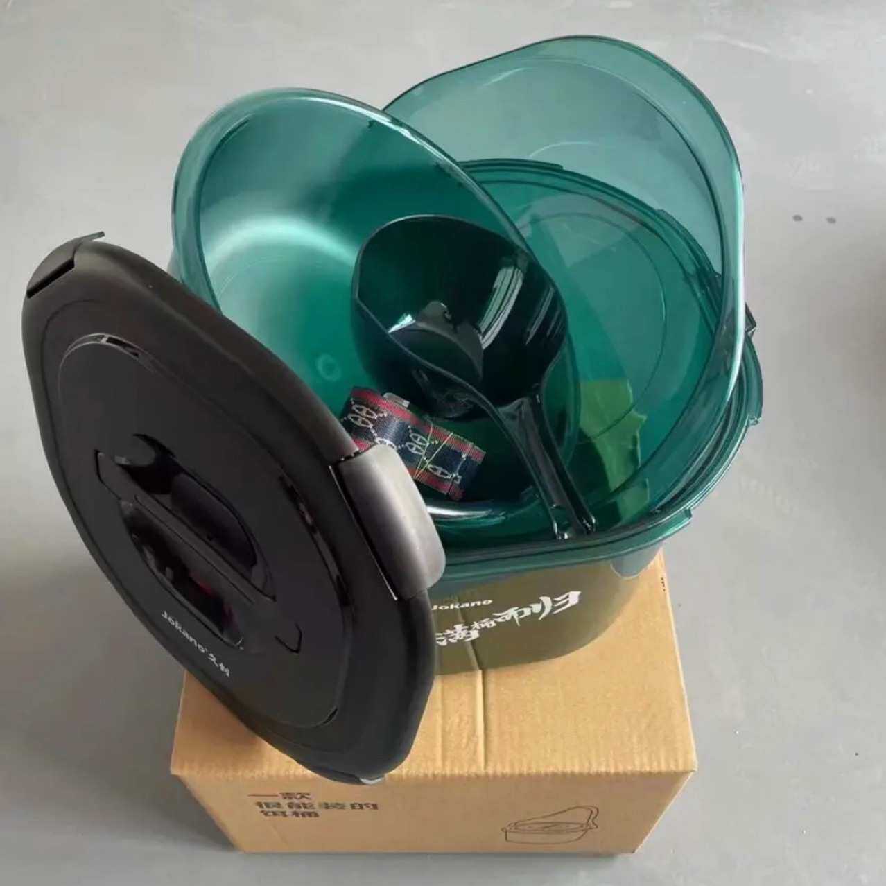 一帆精工开饵桶四件套水瓢 盖 背带开饵盆散炮盆黑坑不粘饵 - 实物图