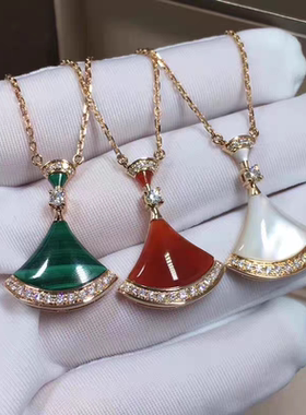 明星同款项链女18K玫瑰金天然白贝母红玉髓扇形小裙子锁骨链