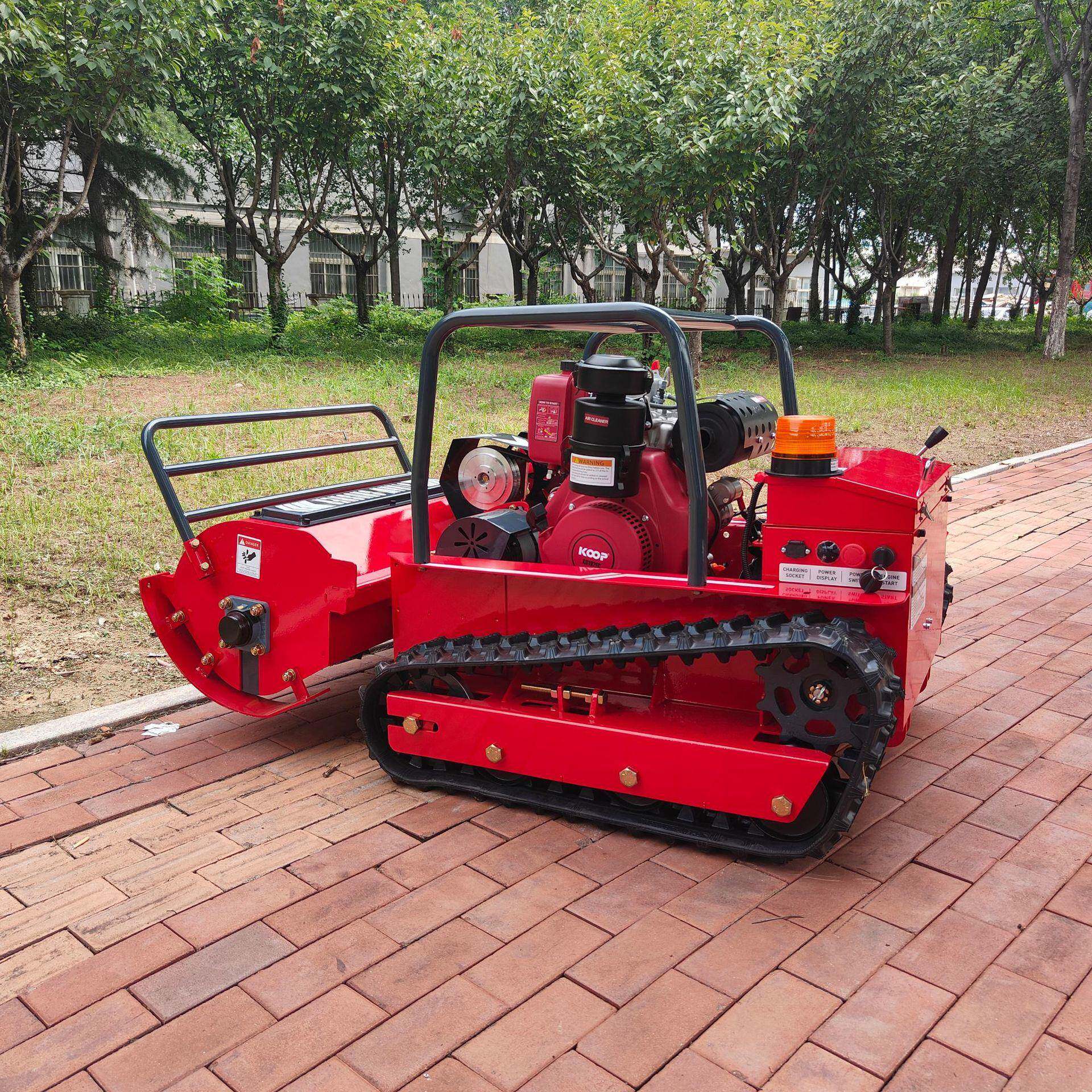 草坪割草机智能遥控割草碎草机履带式全地形柴油割草机果园除草