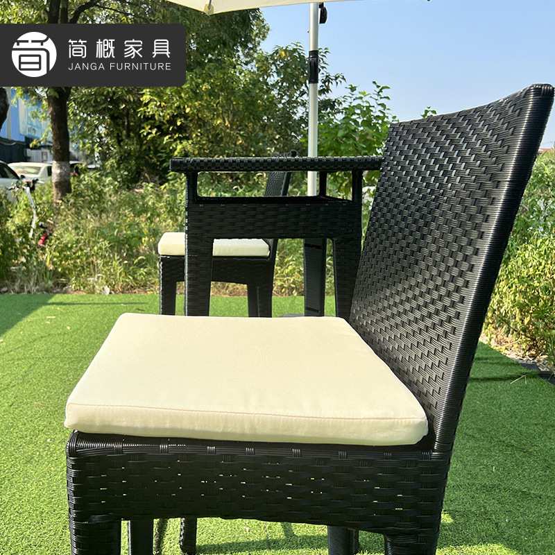 户外庭院藤编高脚架椅吧台酒吧音乐餐吧桌椅组合餐厅藤椅三件套