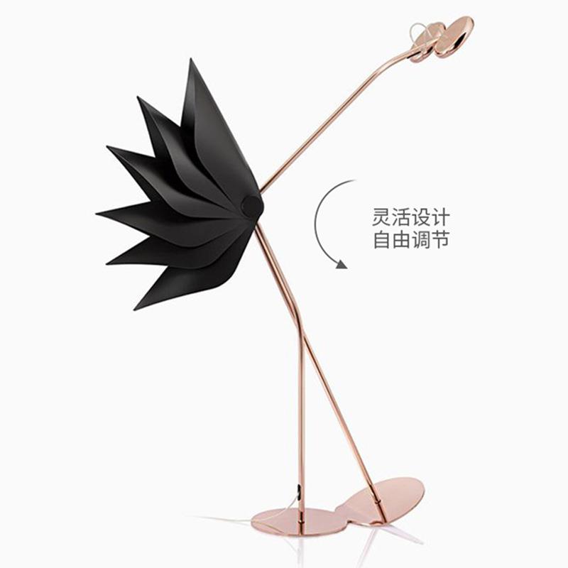 设计师落地灯后现代创意立式简约钢琴火烈鸟鸵鸟轻奢酒店艺术台灯
