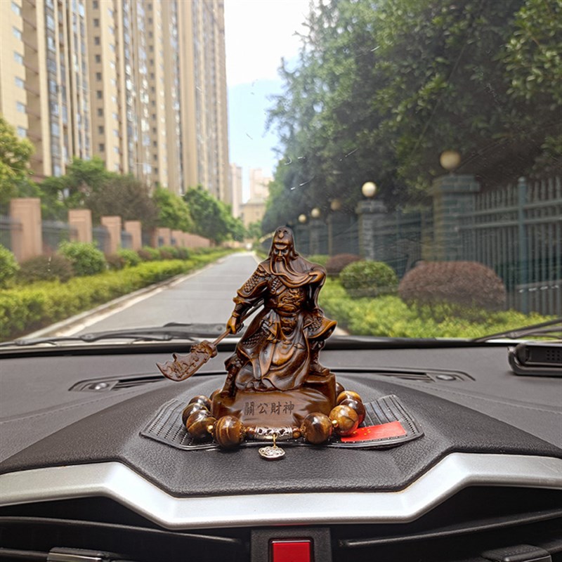 汽车摆件武财神香水座车载关公创意车内饰品车上中控台关二爷装饰