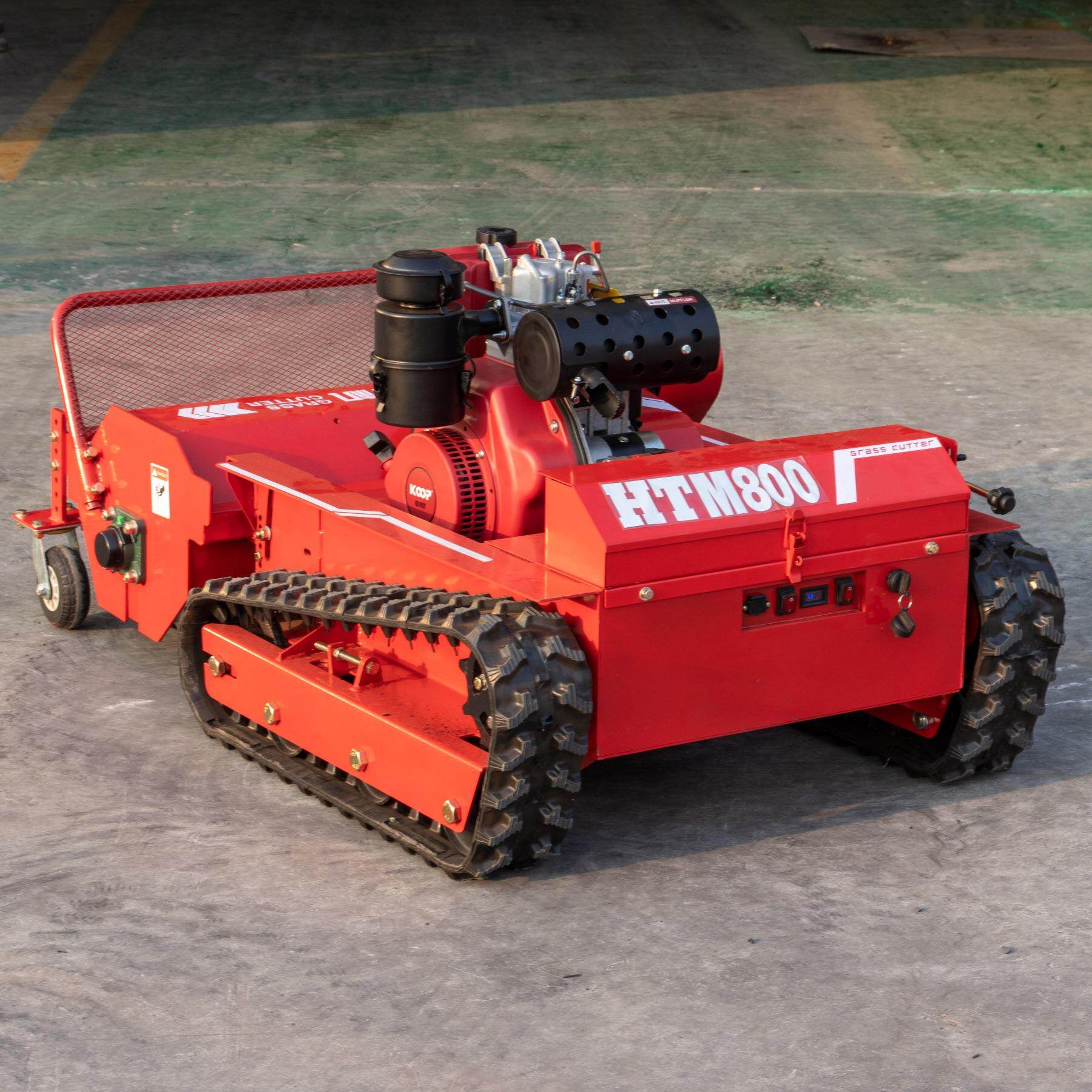 出口新加坡履带式柴油割草机 遥控自走式果园农用除草机 厂家直发