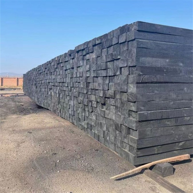 出售油浸枕木 矿用防腐枕木铁路1500*300落叶松道岔枕木