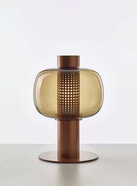 后现代简约创意玻璃客厅台灯北欧风格客厅床头卧室设计师书房台灯
