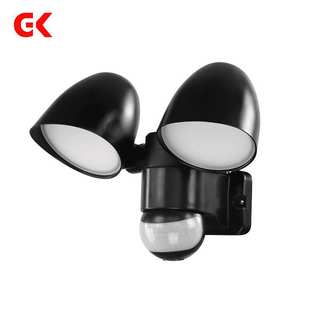 可遥控调节人体红外感应庭院灯led防水车库院子 旋转户外围墙壁灯