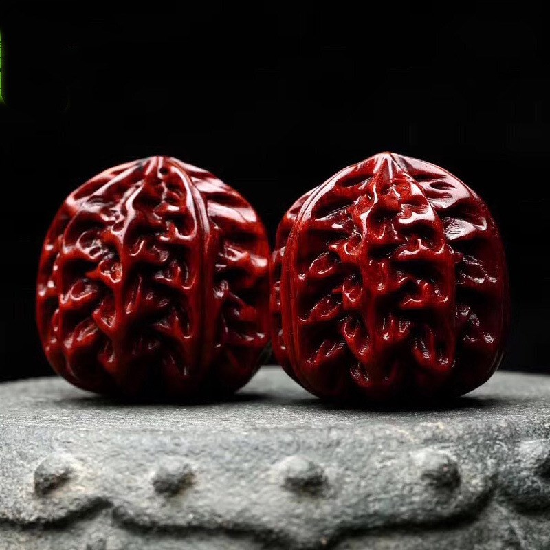 小叶紫檀木雕核桃手球保健球按摩健身球文玩手把件礼品送长辈