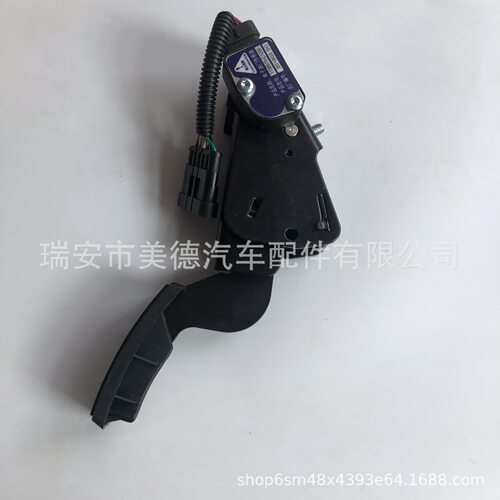 适配东风天龙天锦电子油门踏板总成油门加速器1108010-C1200
