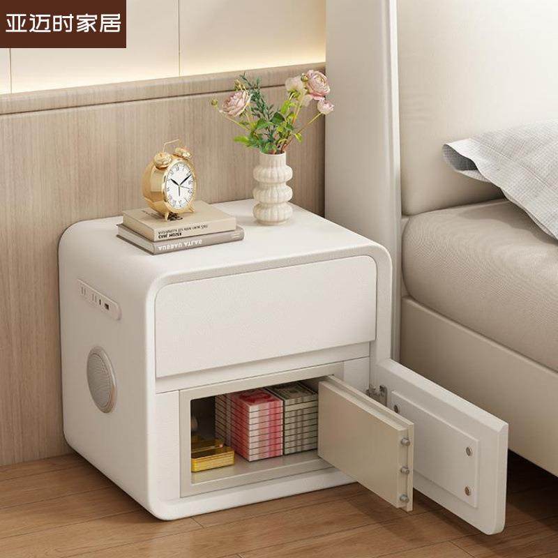 床头柜保险柜一体实木智能家用保险箱奶油风简约卧室小型床边柜子,玩具/童车/益智/积木/模型,毛绒/玩偶/公仔/布艺类玩具,淘宝优惠券,粉丝福利购,淘宝优惠卷