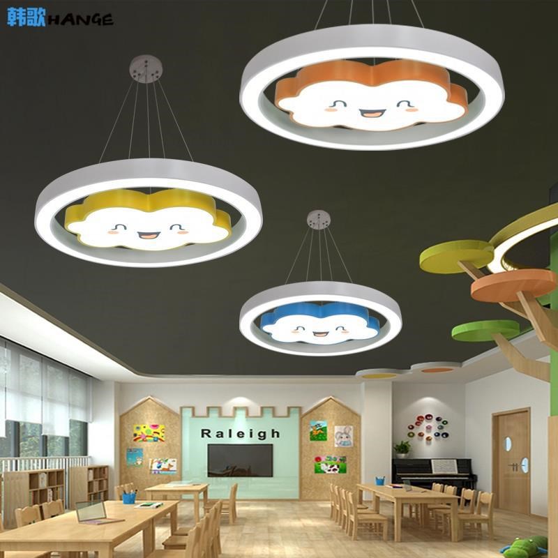 2023年新款简约现代云朵吊灯儿童房卧室幼儿园灯淘气堡儿童乐园灯