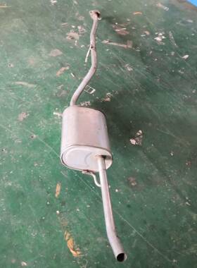 1201010-4E2佳宝1020排气管