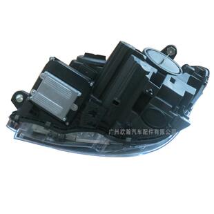 奔驰W204C180C200C280C300氙气大灯07-11款改装仿12-14款大灯