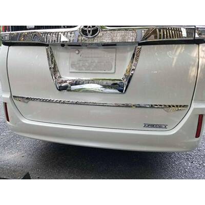 适用于17-20款NOAHVOXY尾门装饰亮条饰条改装专用VOXY尾箱饰条