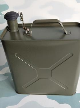 东风EQ1118GA/EQ2102/天锦EQ1120GA军车随车工具机油桶3909C-010