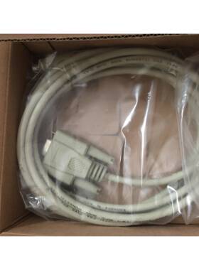 GT01-C30R2-6P触摸屏与Q系列plc连接线通讯线