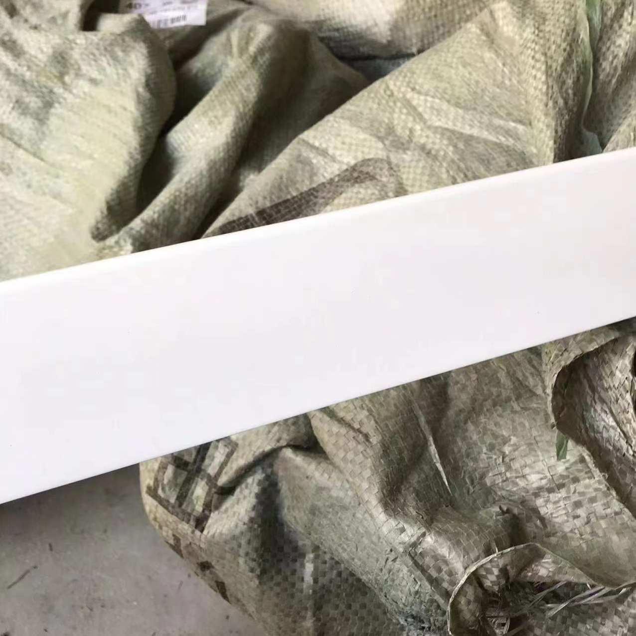 苏馨北欧平板6cm纯实木踢脚线墙角线白色黑色烤漆环保极简贴脚线