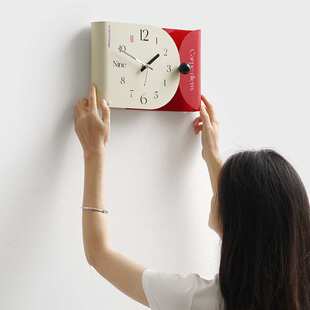 wozoom屋准2026新款奶油风挂钟客厅家用欧式钟表创意时钟挂墙