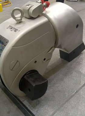 KLCD规格中空型液压扳手铝钛合金大功率风电专用液压扳手