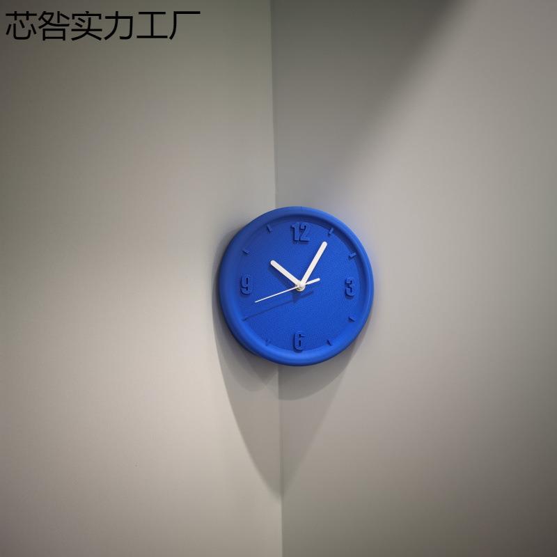 网红装饰纯色墙角简约现代打孔免艺术数字挂钟静音钟家用闹钟钟风