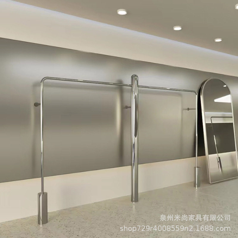不锈钢圆柱大圆管墙面展示架买手店陈列道具挂衣杆女装货架上墙架
