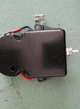 公交车3040空调发电机调节器110A120A客车空调发电机调节器