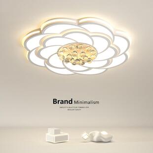 轻奢客厅吸顶灯2023年新款高档现代简约大气家用花朵水晶灯大厅灯