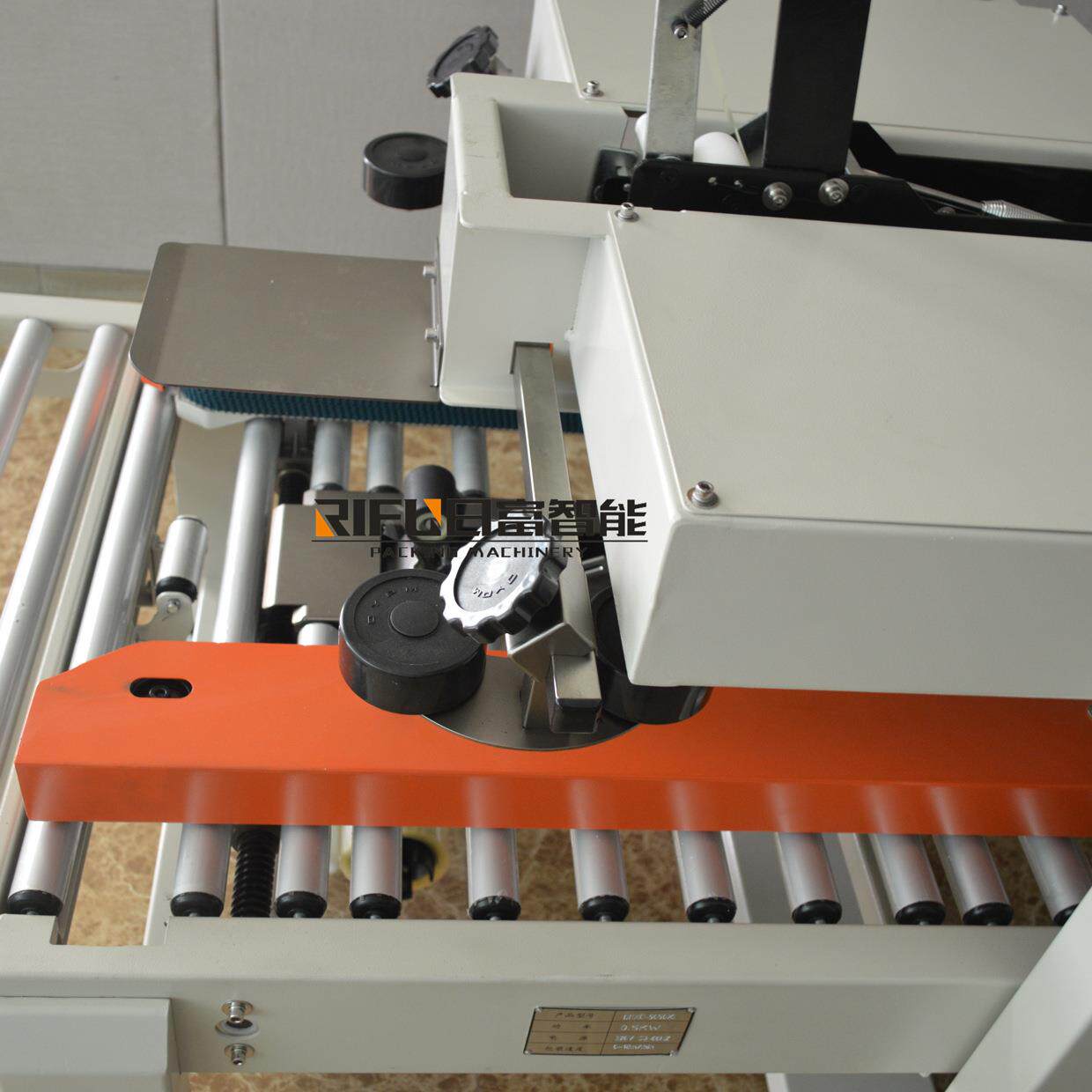 半自动封箱打包机 电商纸箱透明胶封口机 快递纸箱一字型封箱机