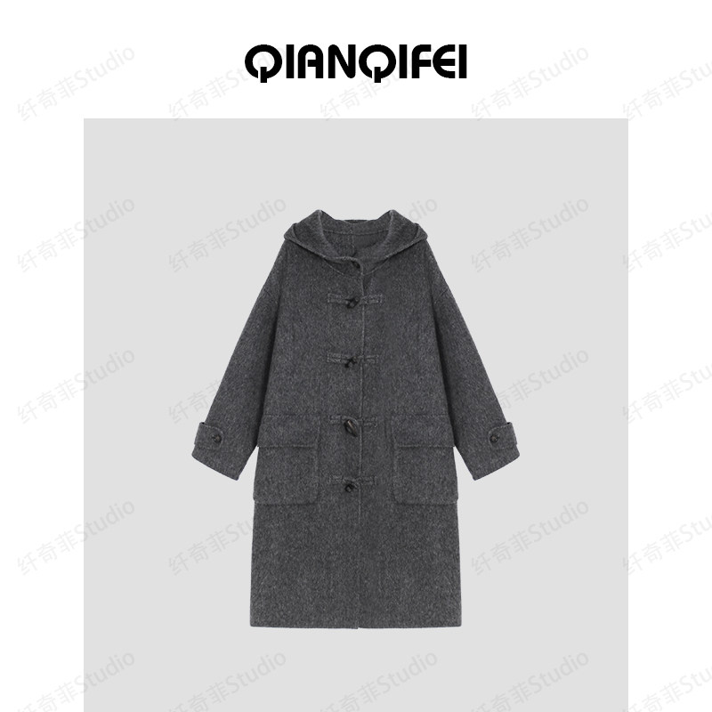 12-19F B 新款学院风牛角扣连帽双面大衣 81070-D3AB44916A